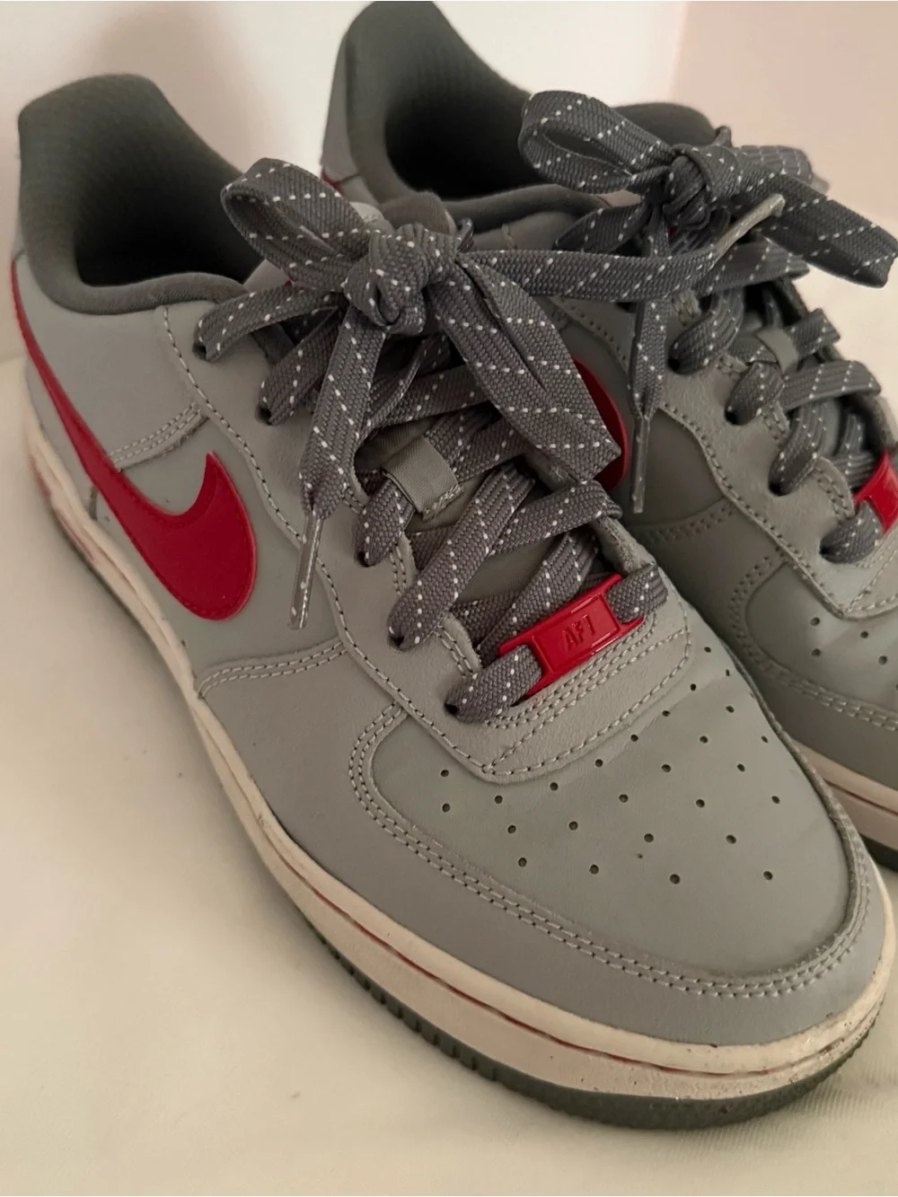 Nike youth size 5.5 Air Force 1